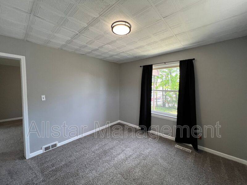 Apartment for rent at 4859 E 97th St #DOWN, Cleveland, OH 44125