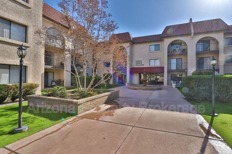 Apartment for rent at 3033 E Devonshire Ave #2020, Phoenix, AZ 85016