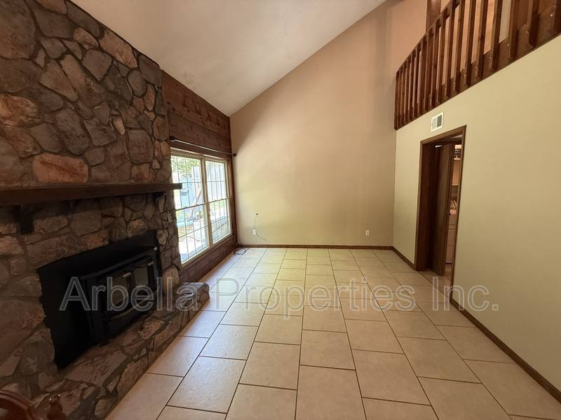 Condo for rent at 1608 Herrin Dr, Johnson City, TN 37604