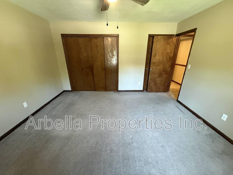 Condo for rent at 1608 Herrin Dr, Johnson City, TN 37604