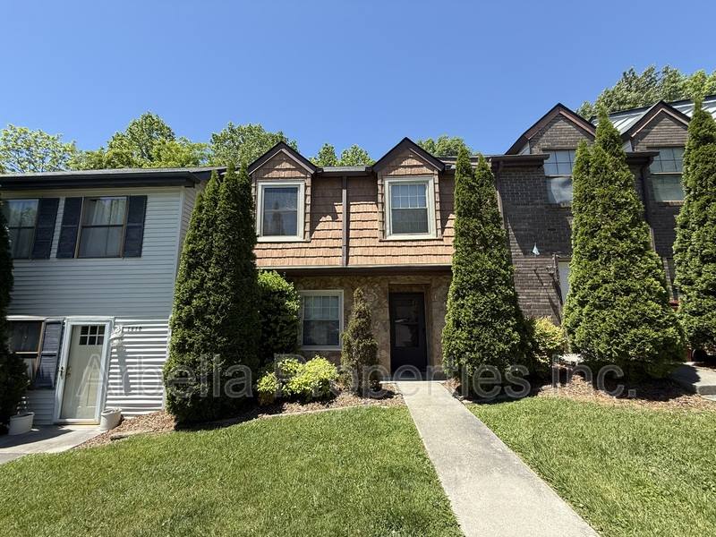 Condo for rent at 1608 Herrin Dr, Johnson City, TN 37604