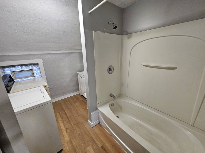 Apartment for rent at 4067 E 57th St #UPSTAIRS, Cleveland, OH 44105