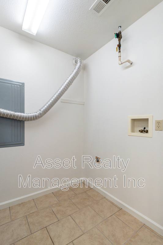Apartment for rent at 616618622 628 N Cunningham Rd #2, Seymour, TN 37865