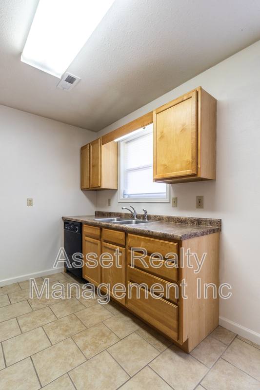 Apartment for rent at 616618622 628 N Cunningham Rd #2, Seymour, TN 37865