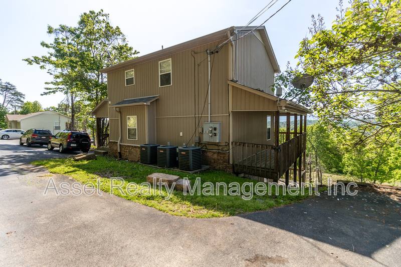 Apartment for rent at 616618622 628 N Cunningham Rd #2, Seymour, TN 37865