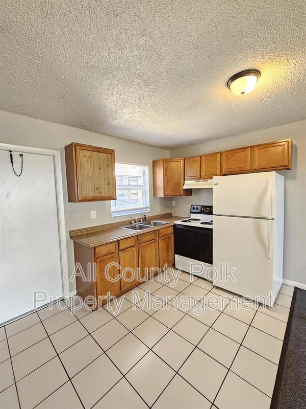 Apartment for rent at 455 Buck Moore Rd #12, Lake Wales, FL 33853