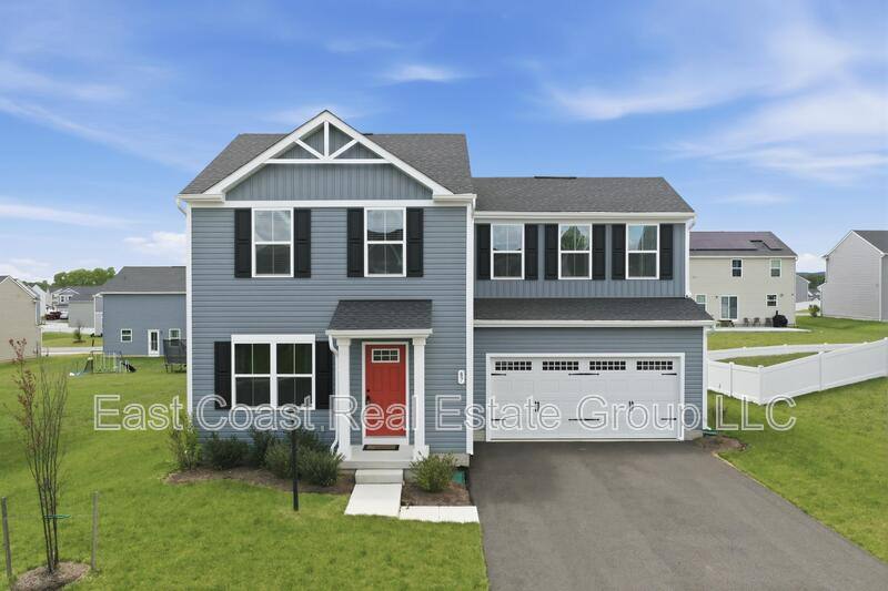 House for rent at 87 Changing Season Way, Hedgesville, WV 25427