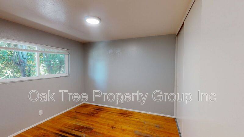 House for rent at 2425 - 2429 Humboldt Ave, Oakland, CA 94601