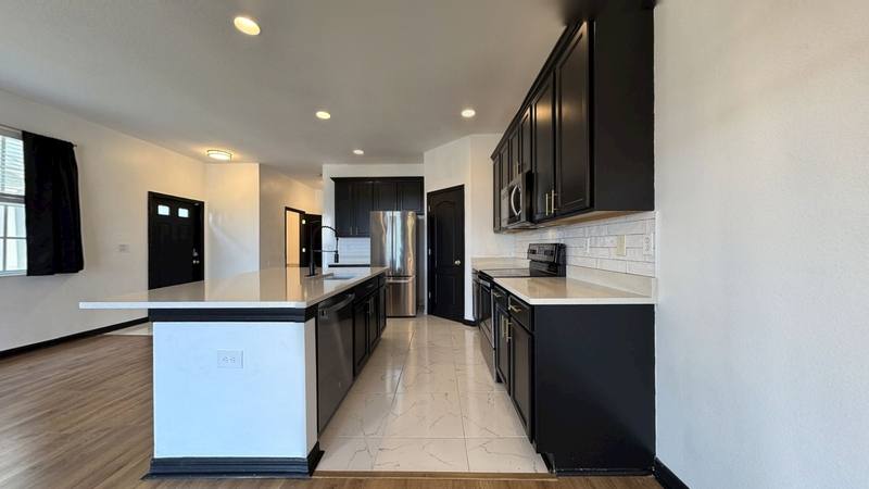Townhouse for rent at 4978 White Sanderling Court #1, Tampa, FL 33619