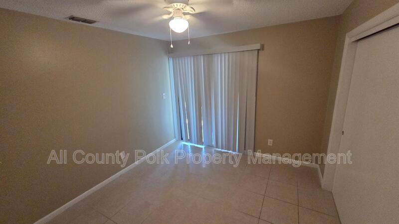 Apartment for rent at 4917 Malibu Court, Lakeland, FL 33811