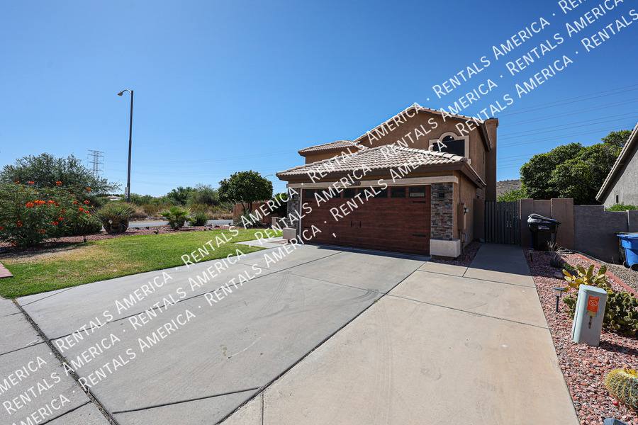 House for rent at 6101 W Whispering Wind Dr, Glendale, AZ 85310