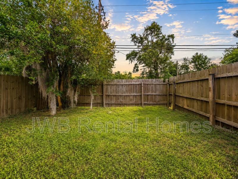 Apartment for rent at 7607 Indian Lakes Dr #1, Jacksonville, FL 32210