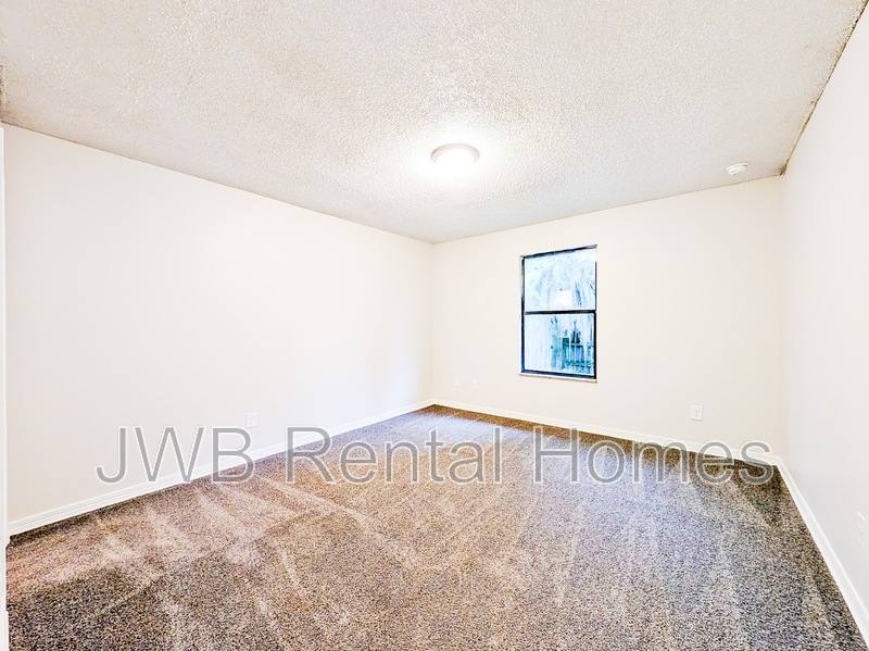 Apartment for rent at 7607 Indian Lakes Dr #1, Jacksonville, FL 32210
