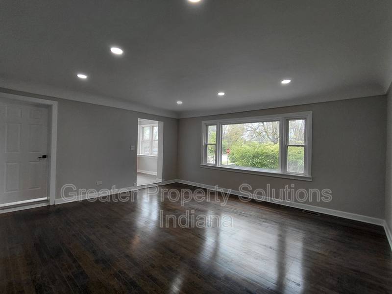 House for rent at 9605 Kennedy Ave, Highland, IN 46322