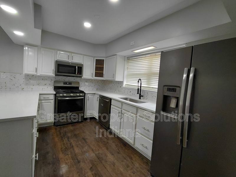 House for rent at 9605 Kennedy Ave, Highland, IN 46322