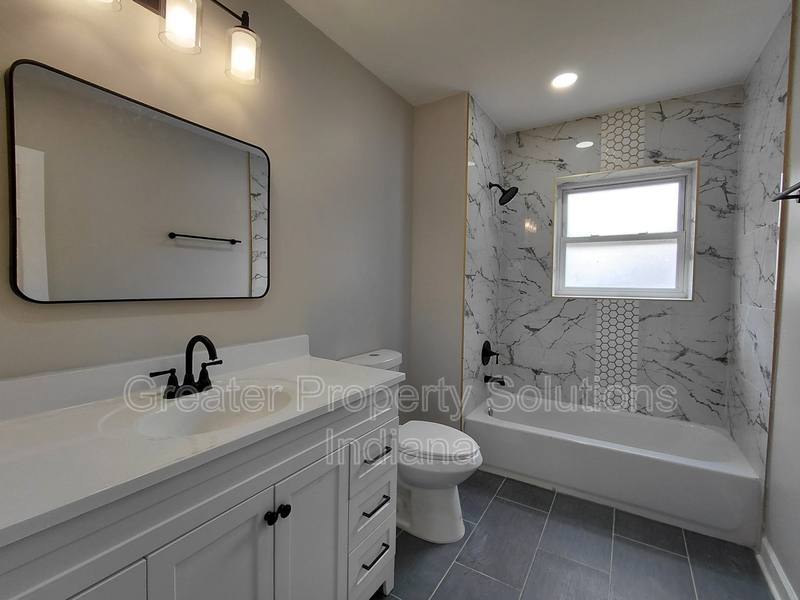 House for rent at 9605 Kennedy Ave, Highland, IN 46322