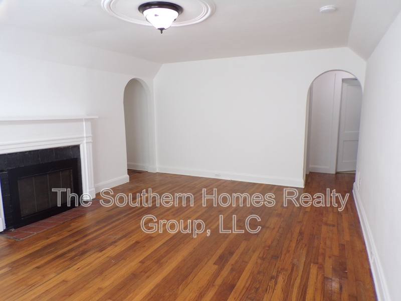 House for rent at 103 McMinn Ave, Athens, TN 37303