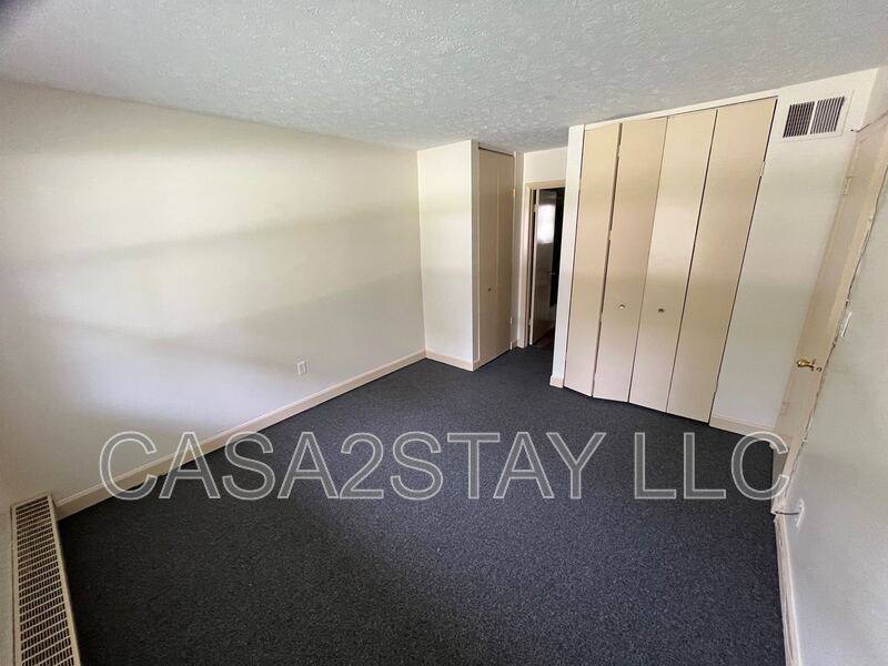 Apartment for rent at 2163 St Johns Place, Louisville, KY 40210