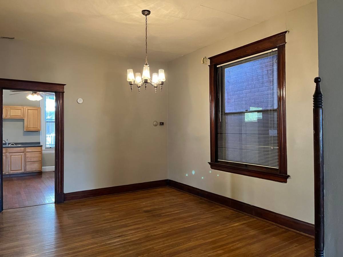 Apartment for rent at 2102 Maryland Ave, Covington, KY 41014