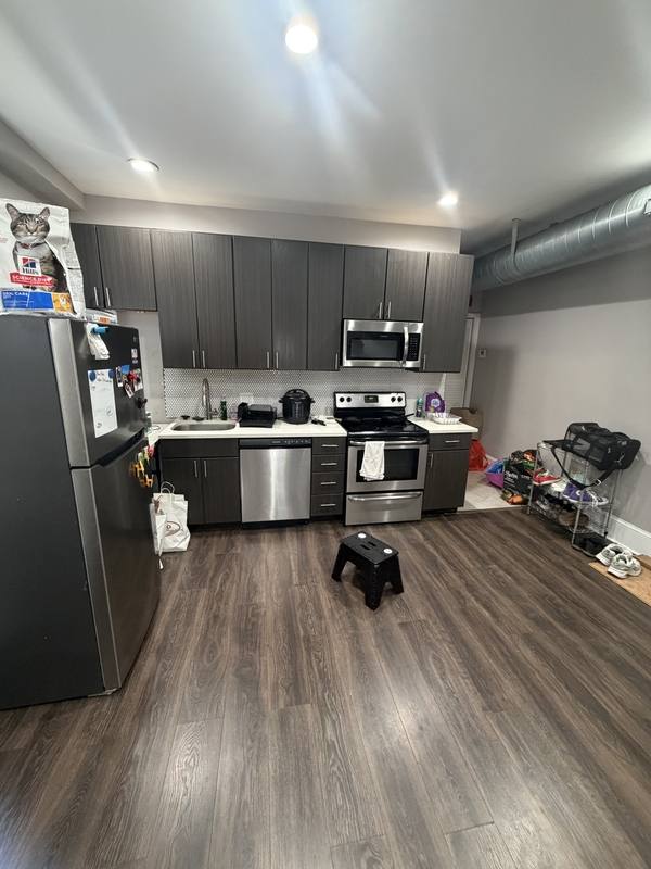 Apartment for rent at 4948 Walnut St #2, Philadelphia, PA 19139