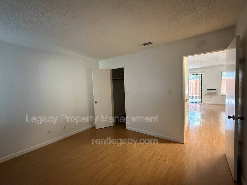 Apartment for rent at 2125 Northwood Circle #D, Concord, CA 94520