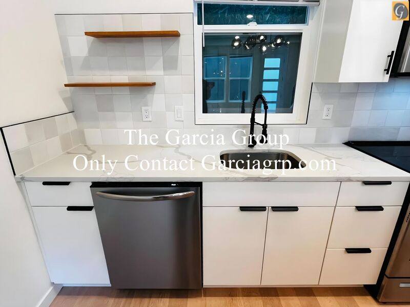 Townhouse for rent at 3025 SE Division St, Portland, OR 97202