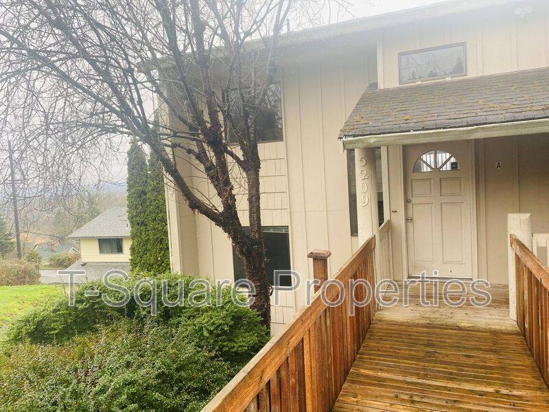 House for rent at 5209 S 4th Ave #A, Everett, WA 98203