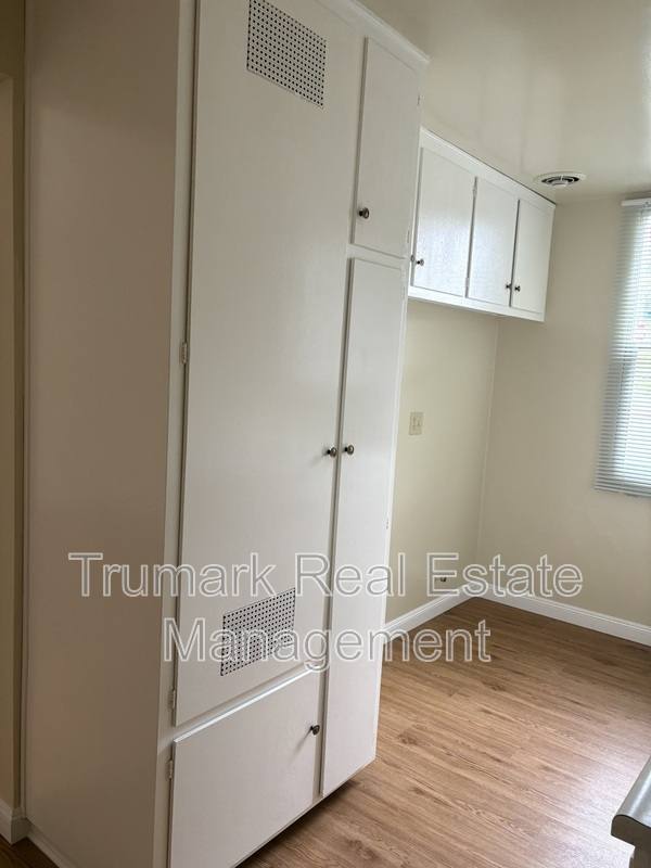 Apartment for rent at 3830 Orangedale Ave #3, Montrose, CA 91020