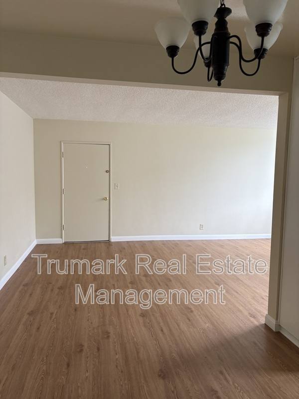Apartment for rent at 3830 Orangedale Ave #3, Montrose, CA 91020