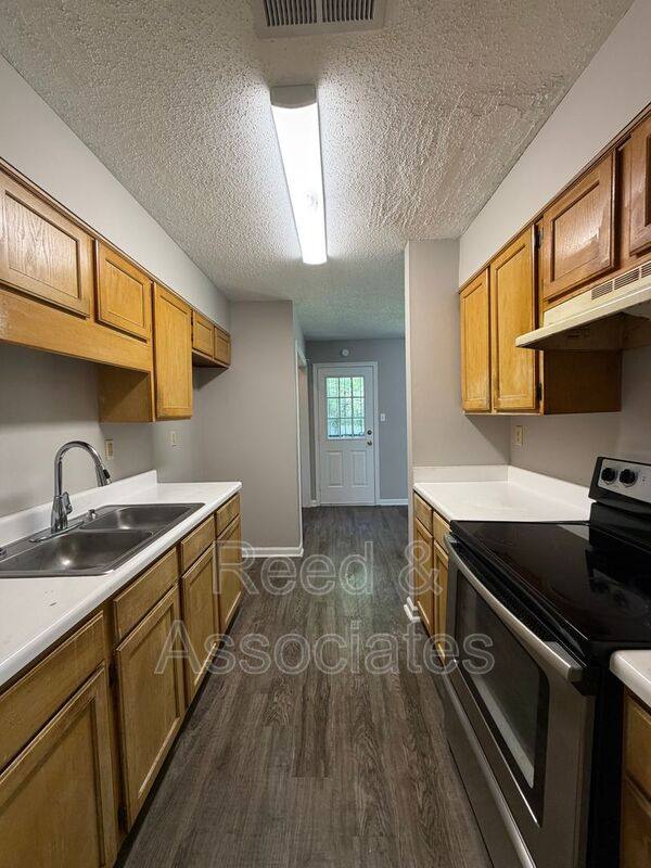 House for rent at 3440 Keokee Cove, Memphis, TN 38128