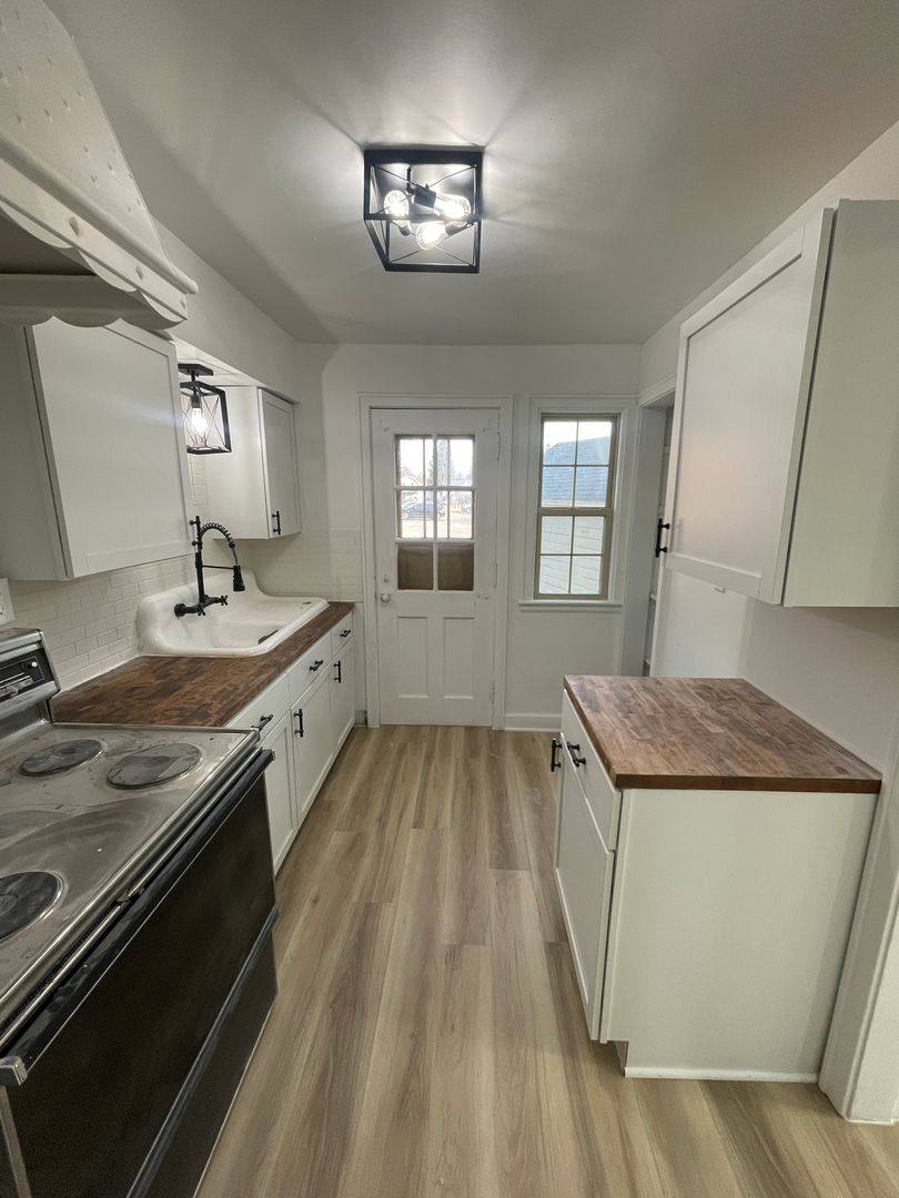 Townhouse for rent at 620-622 Henrietta, Wausau, WI 54403