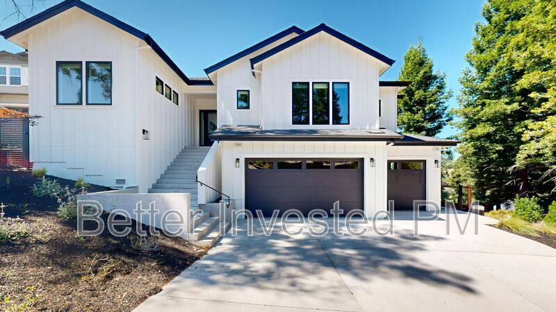 House for rent at 1900 Lyon Court, Santa Rosa, CA 95403