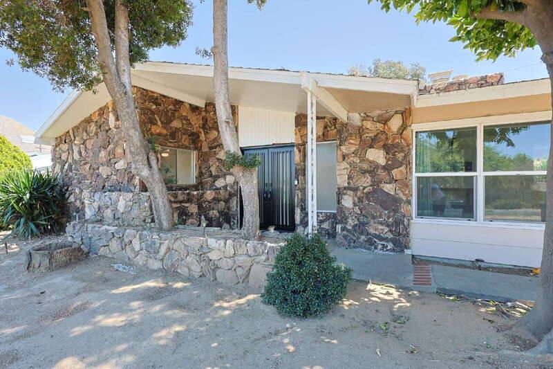 House for rent at 20450 College Blvd, Riverside, CA 92507