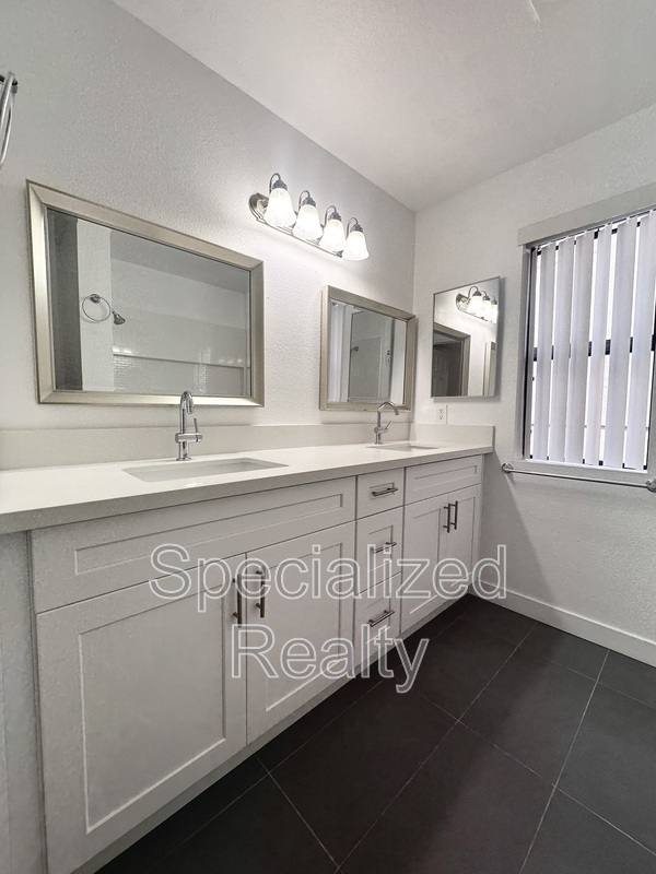 Apartment for rent at 1150 N Columbus Ave #4, Glendale, CA 91202