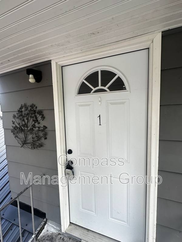 Apartment for rent at 3121 Conner Dr #1, Knoxville, TN 37918
