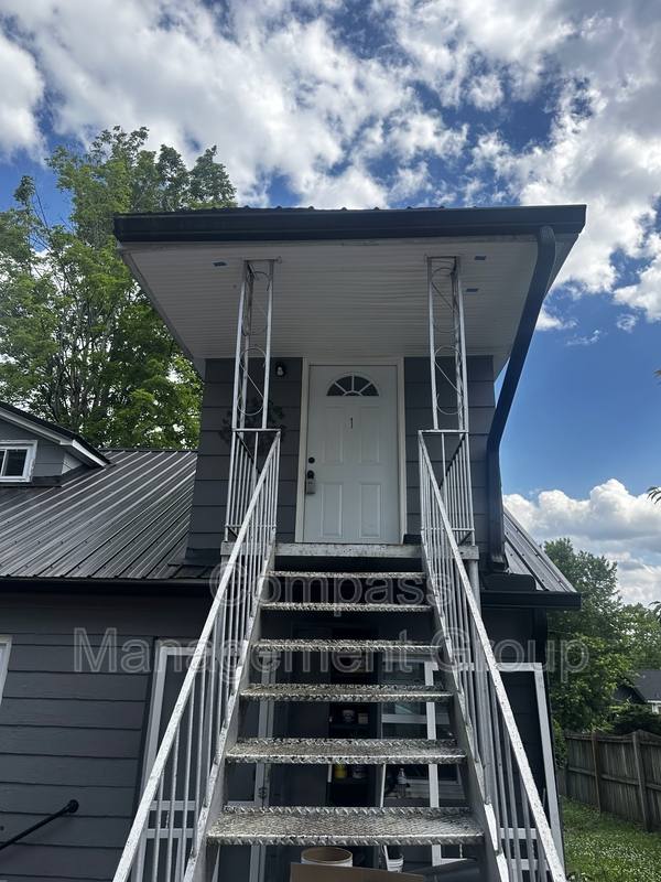 Apartment for rent at 3121 Conner Dr #1, Knoxville, TN 37918