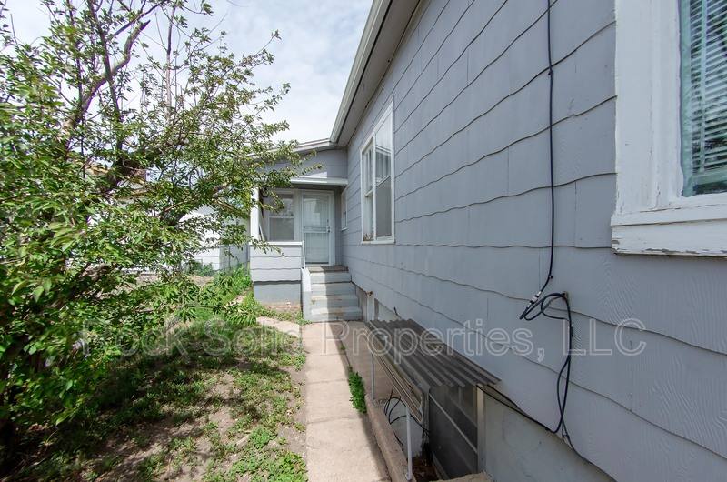 Apartment for rent at 506 E 7th St #1, Cheyenne, WY 82007