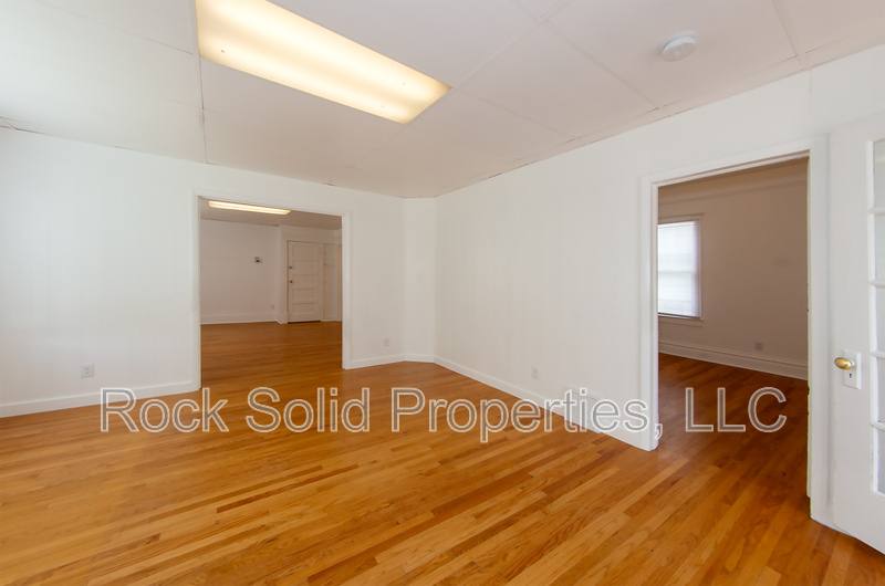 Apartment for rent at 506 E 7th St #1, Cheyenne, WY 82007