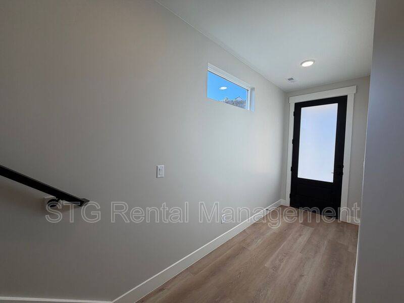 Townhouse for rent at 597 E Hemsworth Lane, Washington, UT 84780