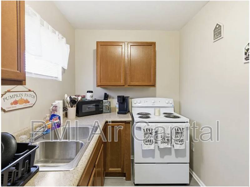 Apartment for rent at 4910 E Gilbert St, Wichita, KS 67218