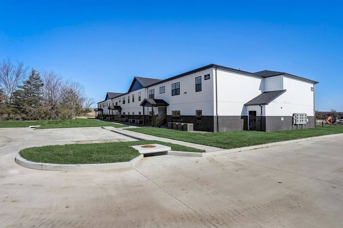 Apartment for rent at 615 Parkview Dr #615, Wright City, MO 63390