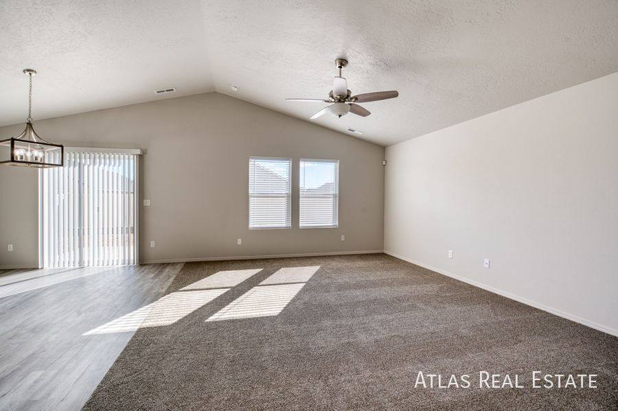 House for rent at 12713 Lignite Dr, Nampa, ID 83651
