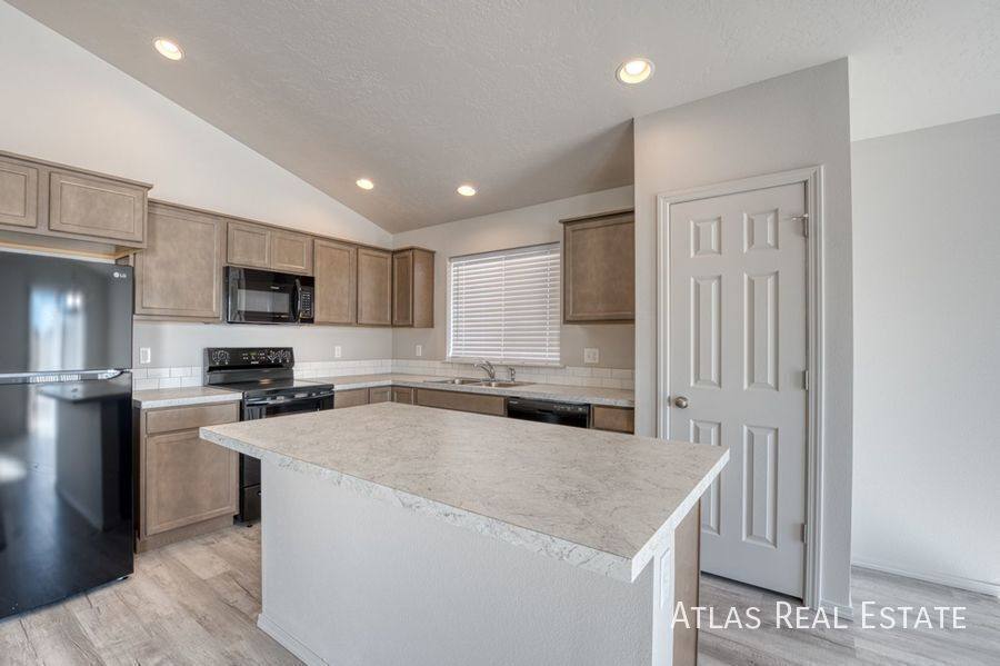 House for rent at 12713 Lignite Dr, Nampa, ID 83651