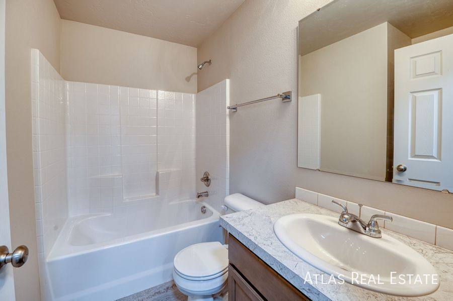 House for rent at 12713 Lignite Dr, Nampa, ID 83651