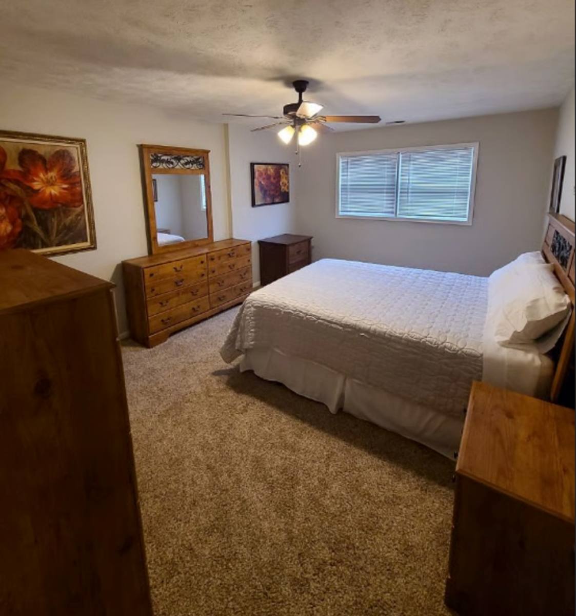 Condo for rent at 12841 12727 Woodcrest Dr, Omaha, NE 68137