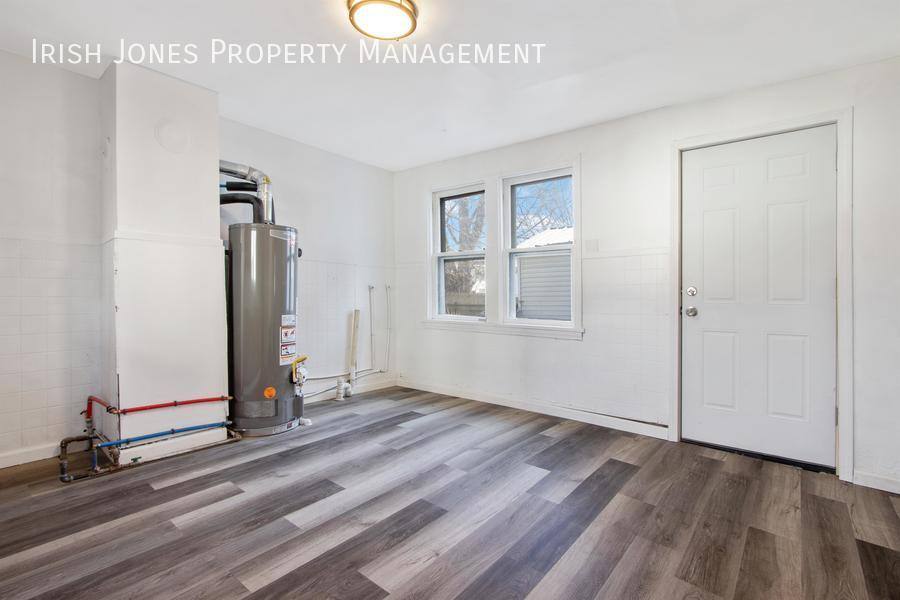 Apartment for rent at 35 Benzinger St #1, Buffalo, NY 14206