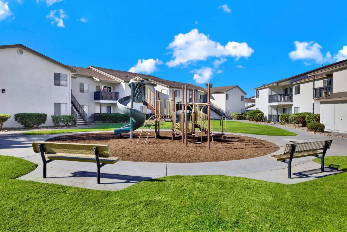 Apartment for rent at 1394 Oro Vista Rd, San Diego, CA 92154