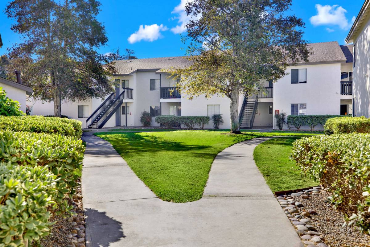 Apartment for rent at 1394 Oro Vista Rd, San Diego, CA 92154