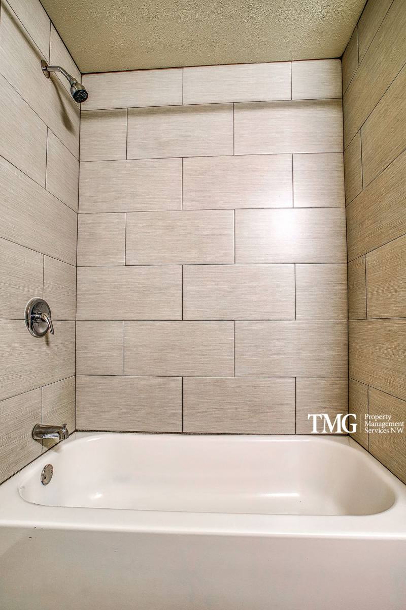 Apartment for rent at 1313 NE 131st Place, Portland, OR 97230