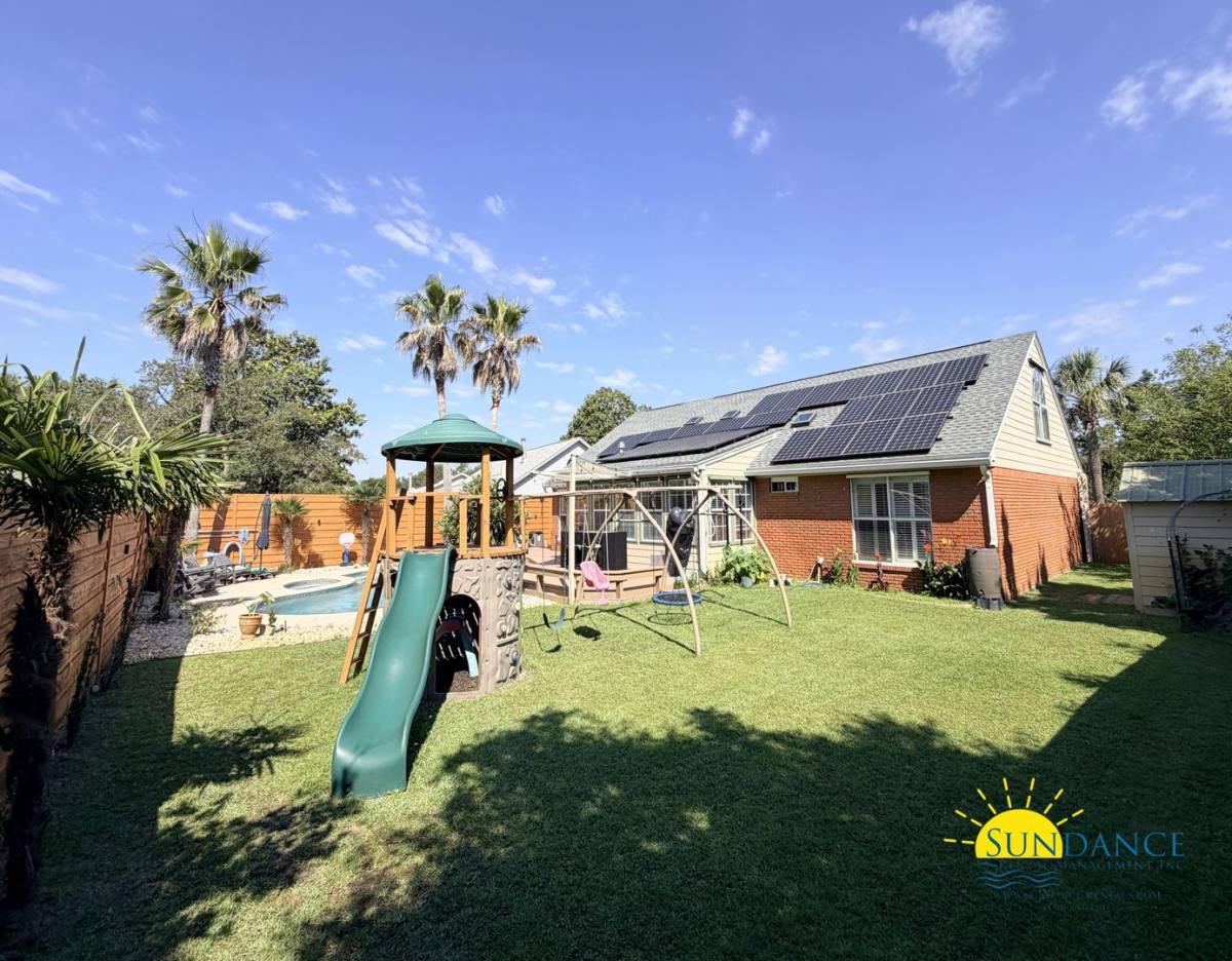 House for rent at 115 Long Pointe Dr, Mary Esther, FL 32569
